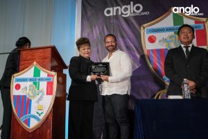 CLAUSURA-8620