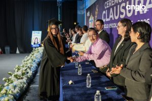 CLAUSURA-8889